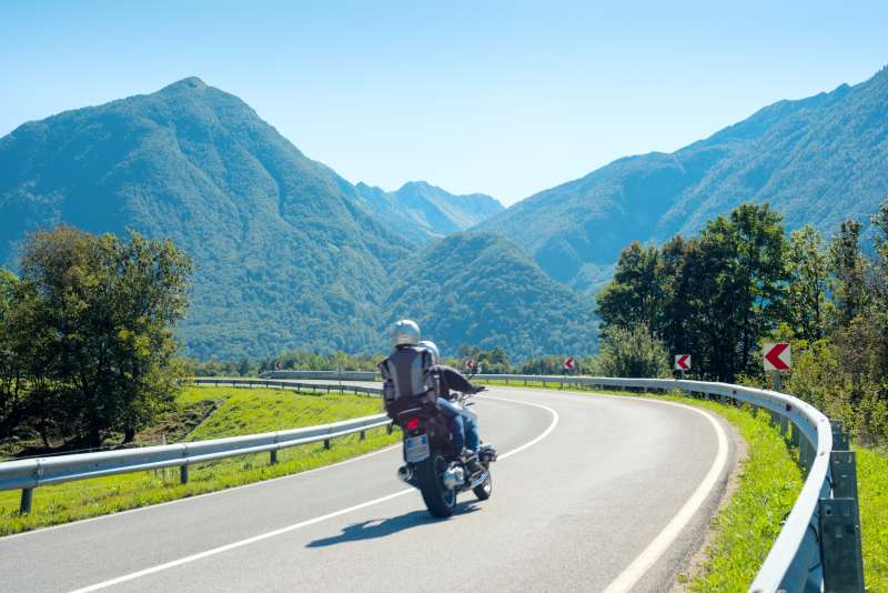 5 Exciting Motorcycle Road Trips Around the U.S.