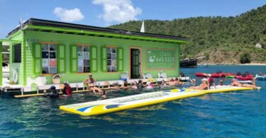 5 Floating Bars in the Caribbean for the Ultimate Tropical Cocktail